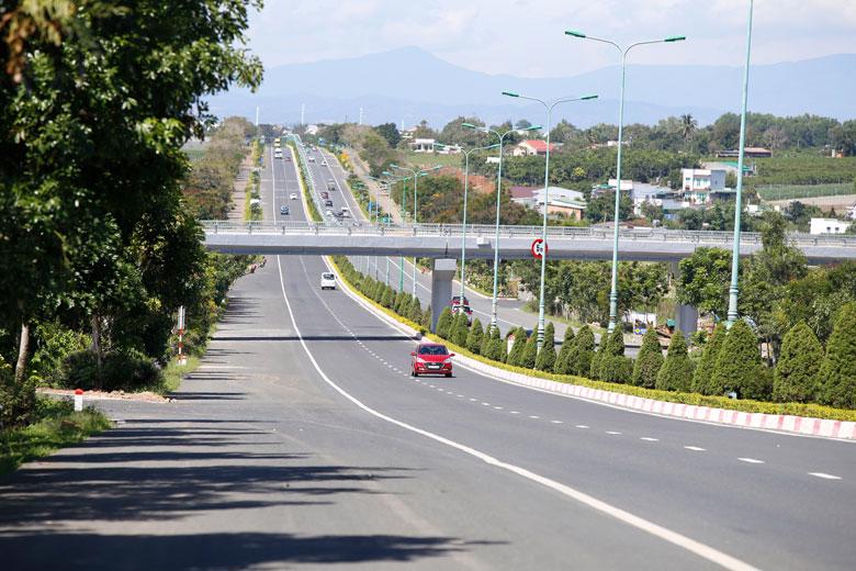 BĐS Bảo Lộc - Lâm Đồng hưởng lợi lớn nhờ đẩy nhanh tiến độ làm đường cao tốc-1